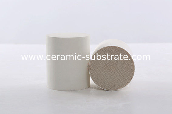 Katalizatorowe Cordierite Honeycomb Ceramiczne Porowate Dostosuj