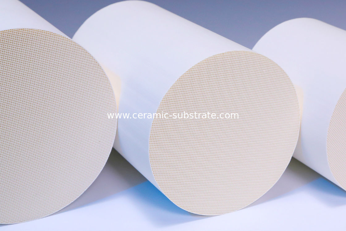 Monolit Cordierite Honeycomb Ceramiczne porowate dla konwerterów katalitycznych