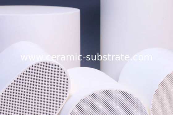 kupować Samochodowy Cordierite DPF dla konwertera katalitycznego o strukturze plastra miodu / motocykla / kordierytu o strukturze plastra miodu online manufacture