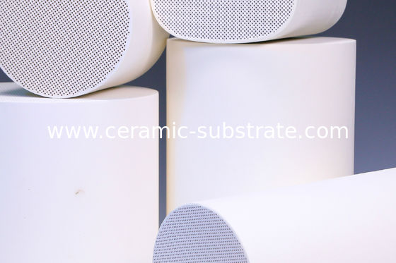 kupować Podłoże ceramiczne o strukturze plastra miodu, 100CSI ceramiczny katalizator / katalizator online manufacture