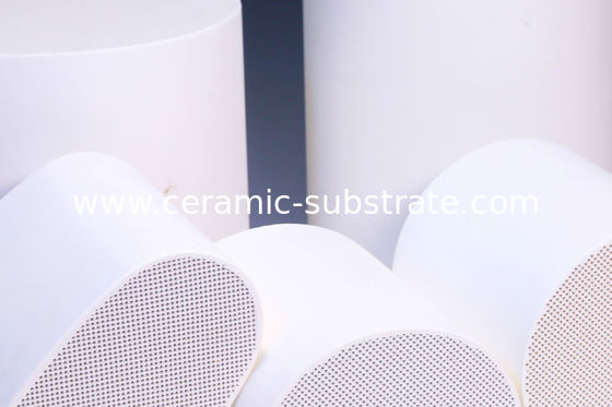 kupować Kordierite DPF Honeycomb Ceramic Filter For Particle Filter online manufacture
