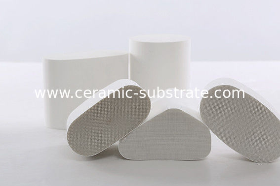 Podłoże ceramiczne do oczyszczania gazów spalinowych Cordierite Honeycomb