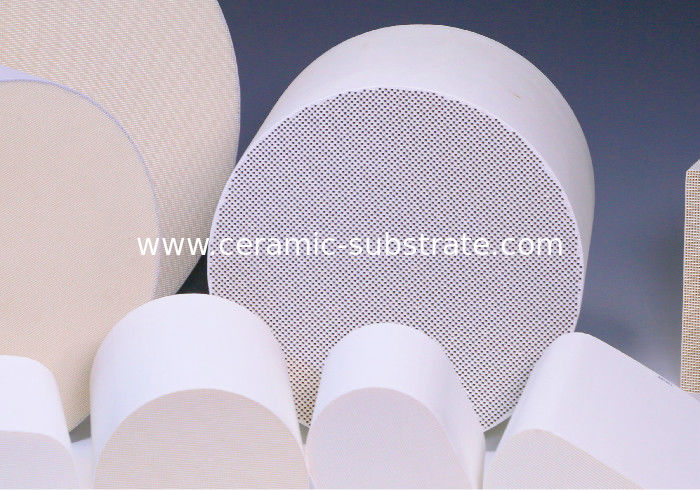Cylindryczny moduł ceramiczny o strukturze plastra miodu Dostosuj do konwerterów katalitycznych