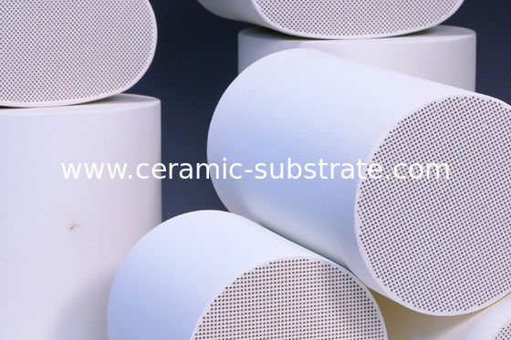 Cordierite Ceramic Diesel Catalytic Converter Podłoża Substrate / Alumina ceramiczne